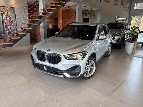 BMW X1 2.0 16V TURBO ACTIVEFLEX SDRIVE20I 4P AUTOMÁTICO